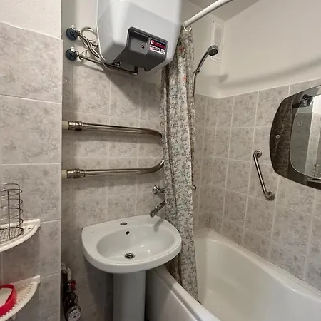 Omuligs Dzivoklitis Agenskalna ريغا